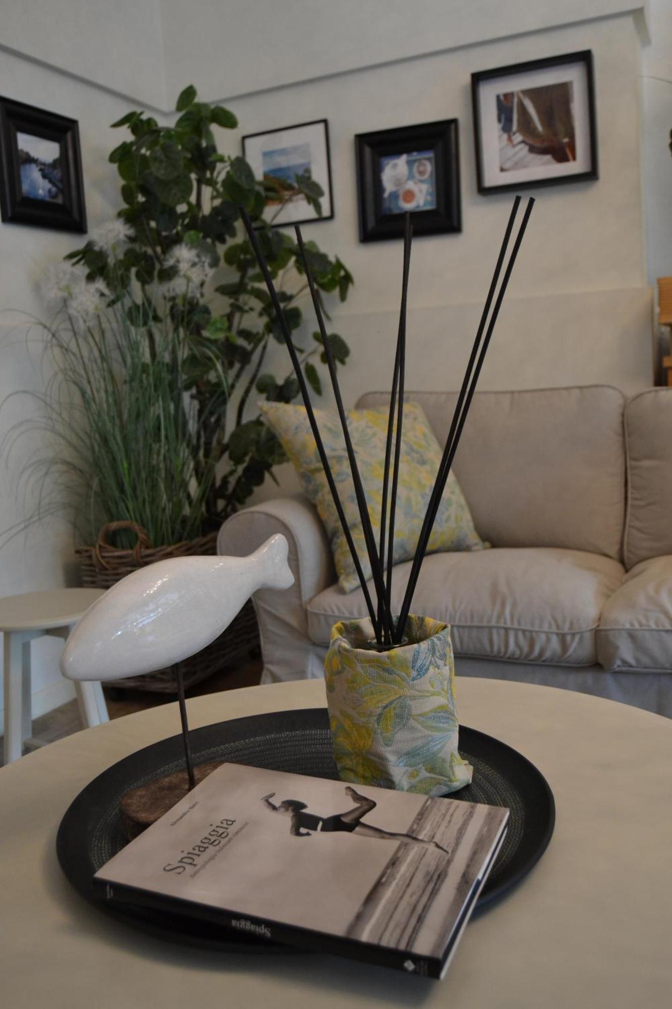 Hotel Mon Pays Riccione Bagian luar foto