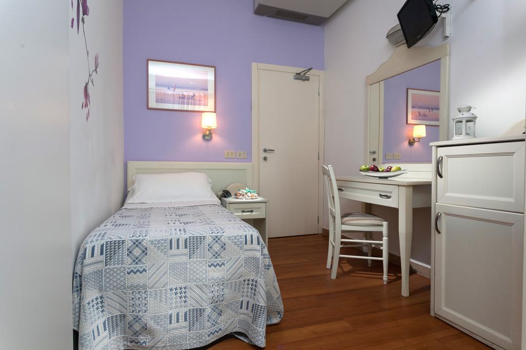 Hotel Mon Pays Riccione Ruang foto